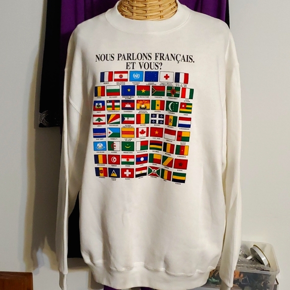 Vintage Sweaters - French Sweater oversized